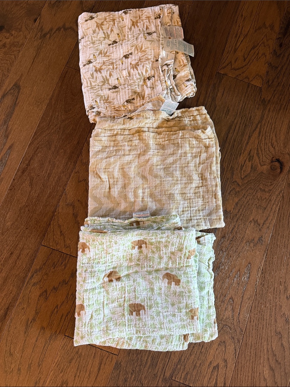 aden + anais Muslin Bib/Swaddle Duo in Cream, Tan and Light Green